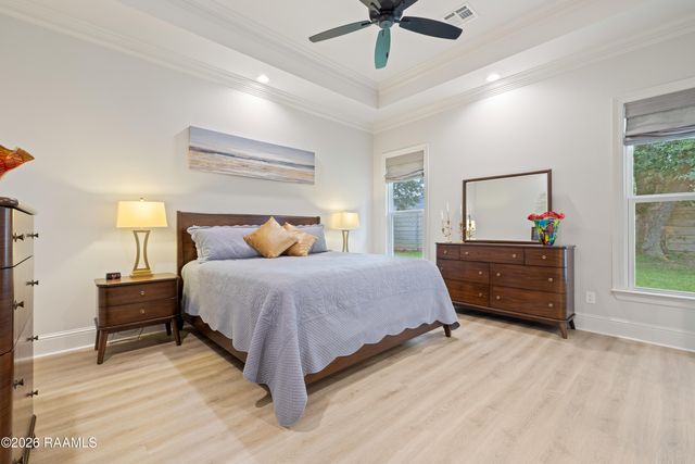 220 Treescape Drive, Lafayette, LA 70508