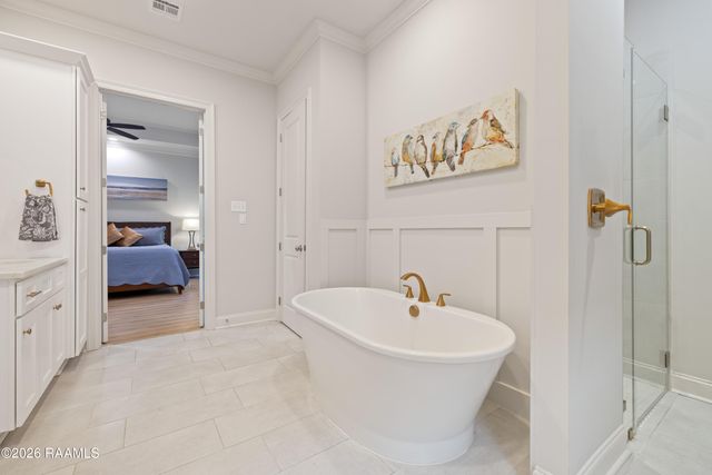 220 Treescape Drive, Lafayette, LA 70508