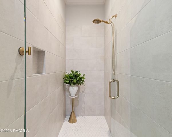 220 Treescape Drive, Lafayette, LA 70508