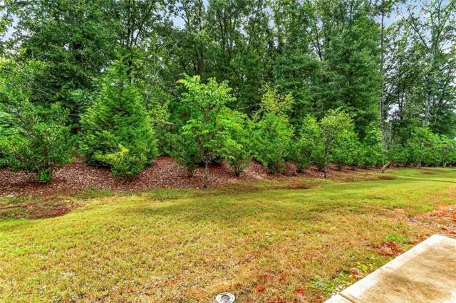 174 Hampton Circle, Mcdonough, GA 30253