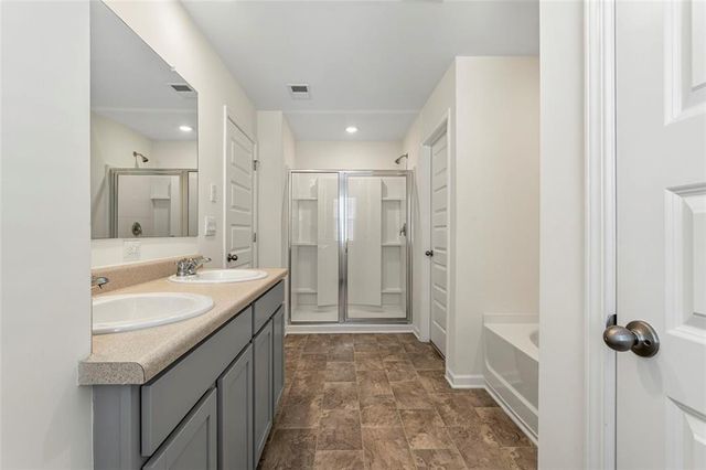 174 Hampton Circle, Mcdonough, GA 30253