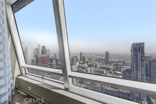 900 W Olympic Boulevard 50A, Los Angeles, CA 90015