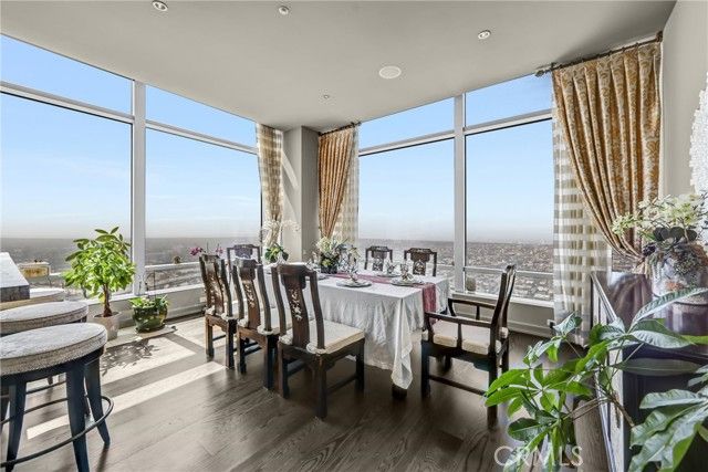 900 W Olympic Boulevard 50A, Los Angeles, CA 90015