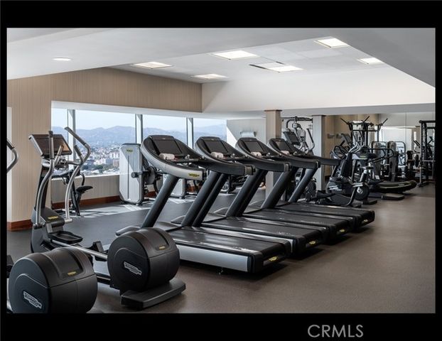 900 W Olympic Boulevard 50A, Los Angeles, CA 90015