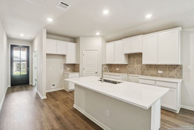 9909 Paladin Ridge, San Antonio, TX 78254