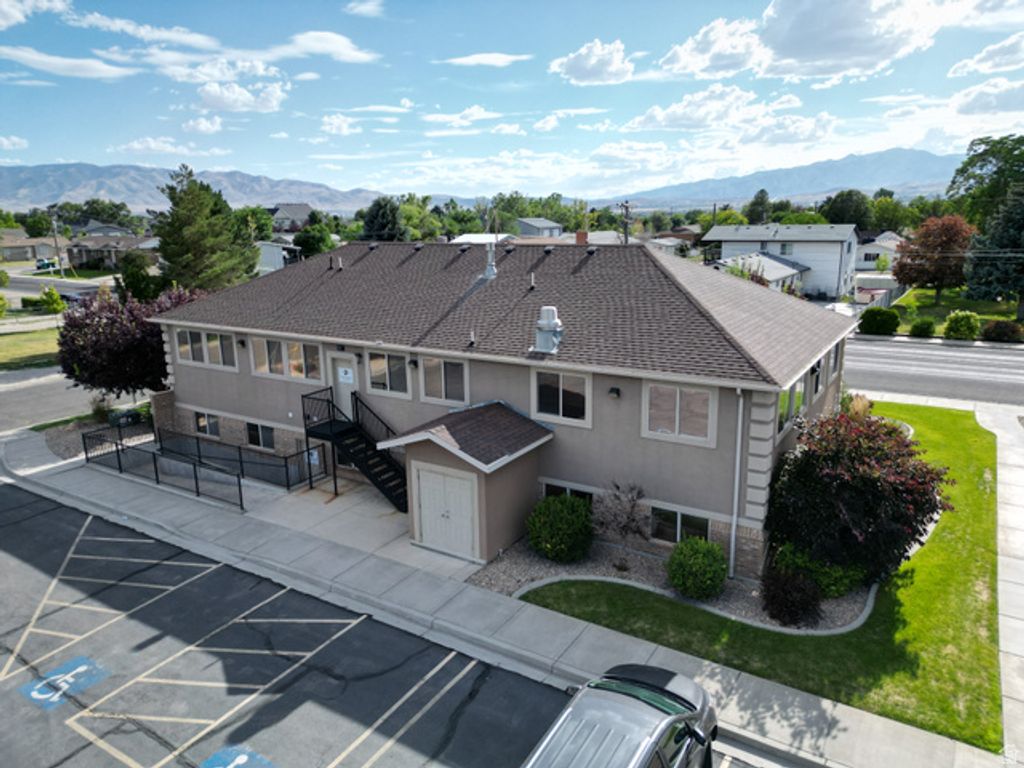 1220 N 500 W, Lehi, UT 84043 — exterior