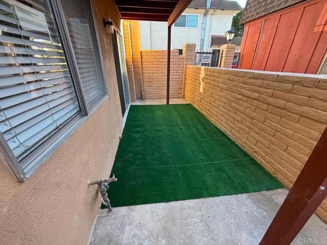 831 E 3rd Avenue 8, Escondido, CA 92025