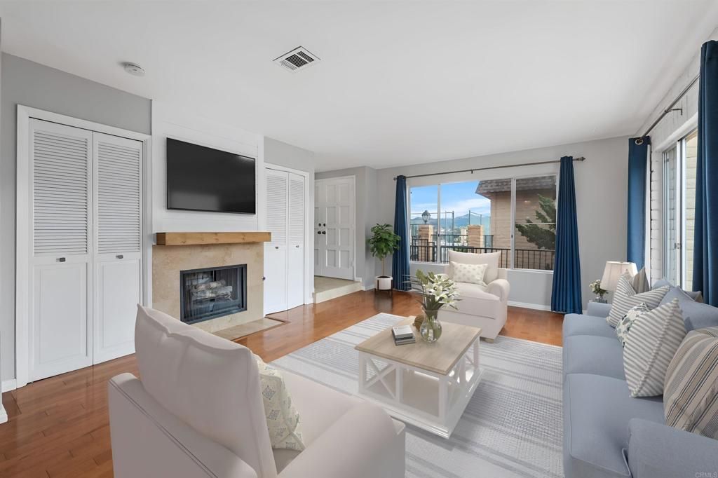 831 E 3rd Avenue 8, Escondido, CA 92025