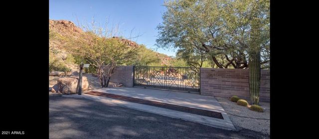 6010 E CHOLLA Lane, Paradise Valley, AZ 85253