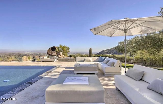 6010 E CHOLLA Lane, Paradise Valley, AZ 85253