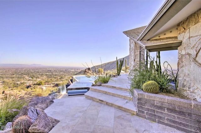6010 E CHOLLA Lane, Paradise Valley, AZ 85253