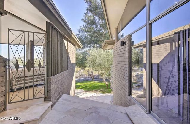 6010 E CHOLLA Lane, Paradise Valley, AZ 85253