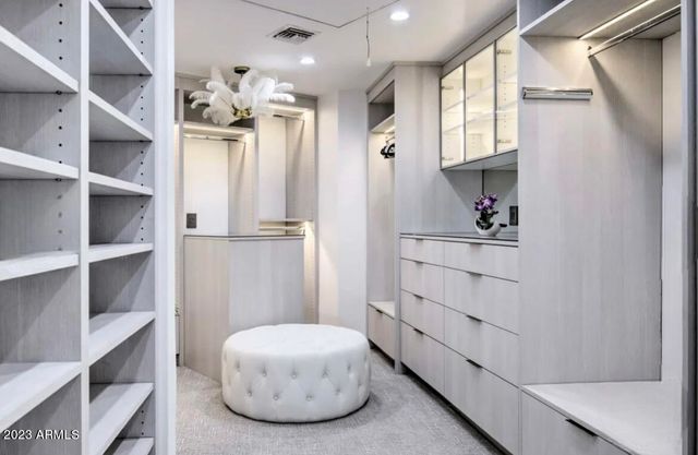 6010 E CHOLLA Lane, Paradise Valley, AZ 85253