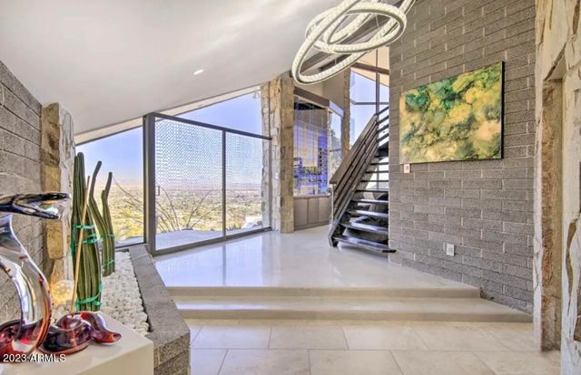 6010 E CHOLLA Lane, Paradise Valley, AZ 85253