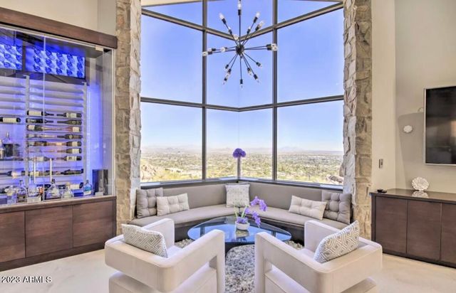 6010 E CHOLLA Lane, Paradise Valley, AZ 85253