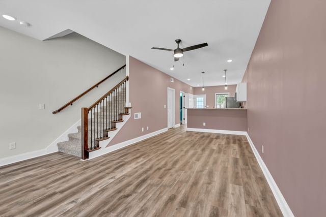 500 Peachers Mill Rd Unit C2, Clarksville, TN 37042