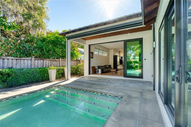 911 GOLFVIEW STREET, Orlando, FL 32804