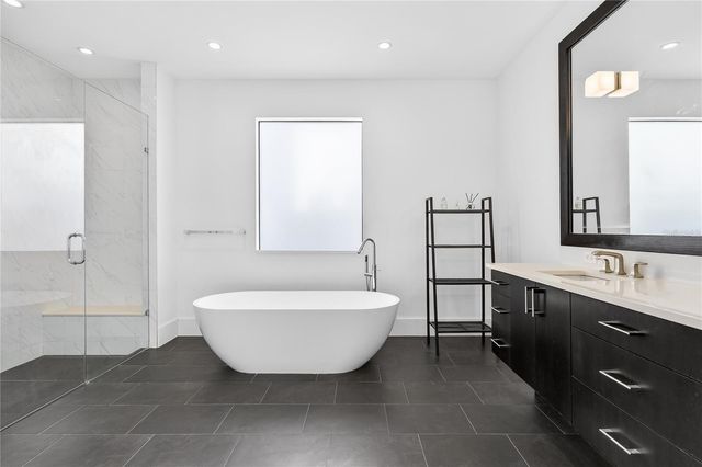 911 GOLFVIEW STREET, Orlando, FL 32804