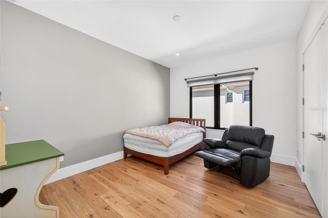 911 GOLFVIEW STREET, Orlando, FL 32804