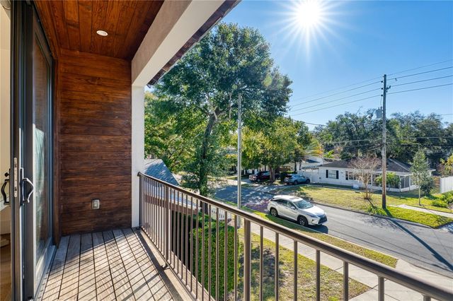 911 GOLFVIEW STREET, Orlando, FL 32804