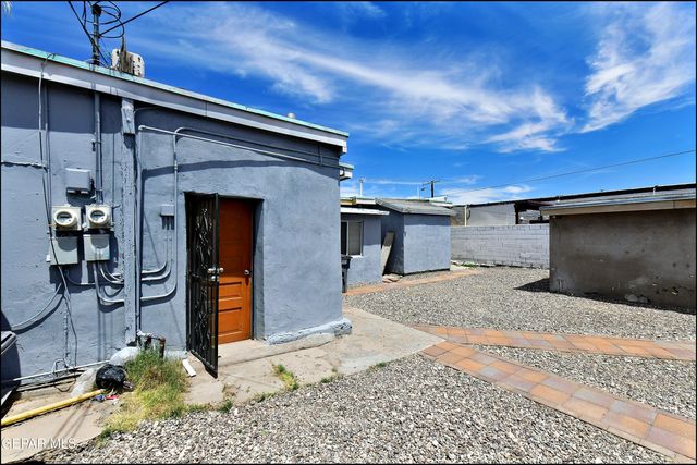 1908 Olive Avenue A, El Paso, TX 79901