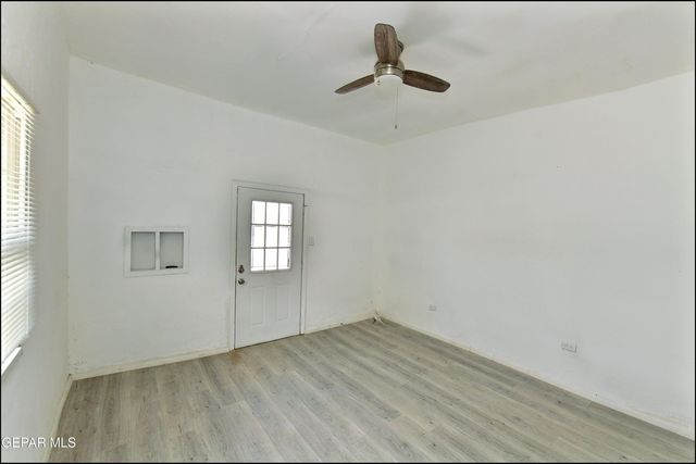 1908 Olive Avenue A, El Paso, TX 79901