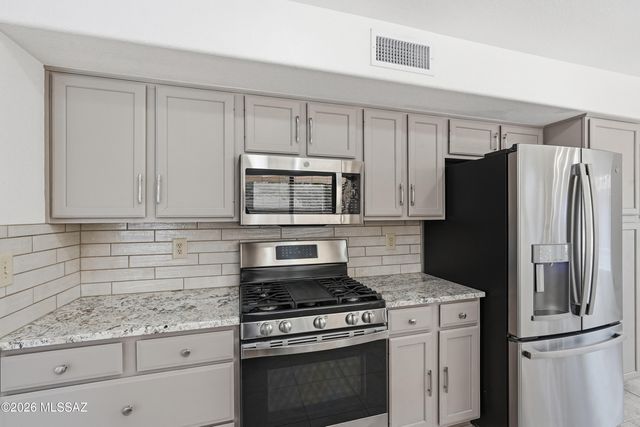 14311 N Choctaw Drive, Oro Valley, AZ 85755