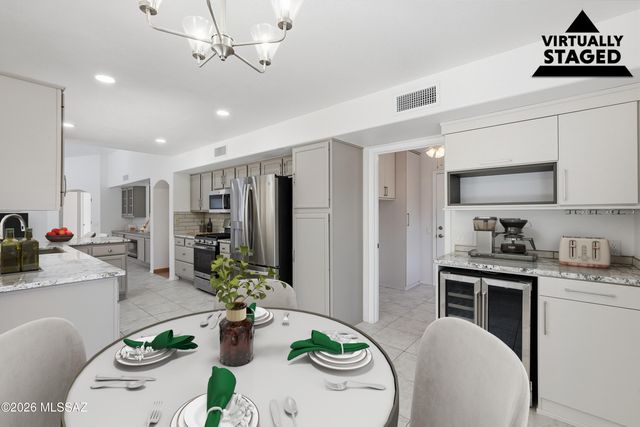 14311 N Choctaw Drive, Oro Valley, AZ 85755