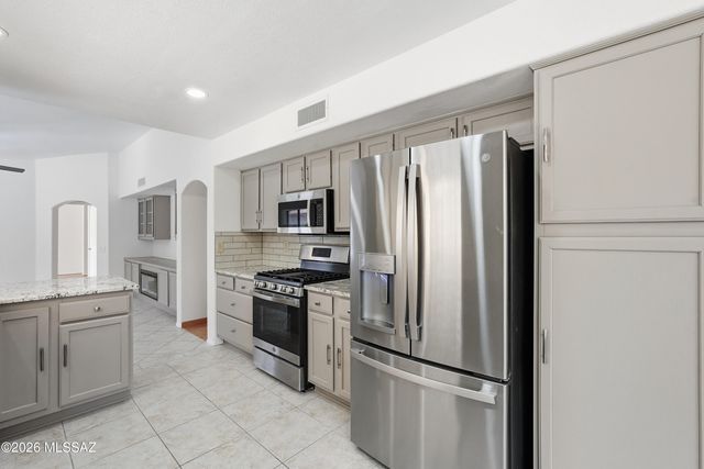 14311 N Choctaw Drive, Oro Valley, AZ 85755