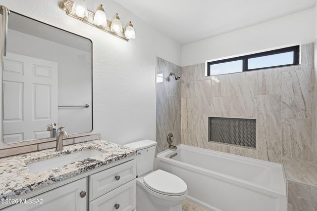 14311 N Choctaw Drive, Oro Valley, AZ 85755