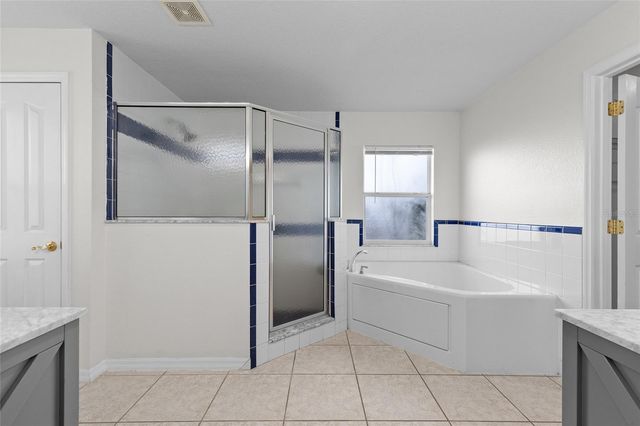 3355 LAKE TOHOPEKALIGA ROAD, St Cloud, FL 34772