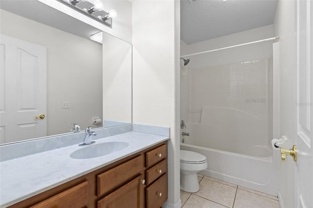 3355 LAKE TOHOPEKALIGA ROAD, St Cloud, FL 34772