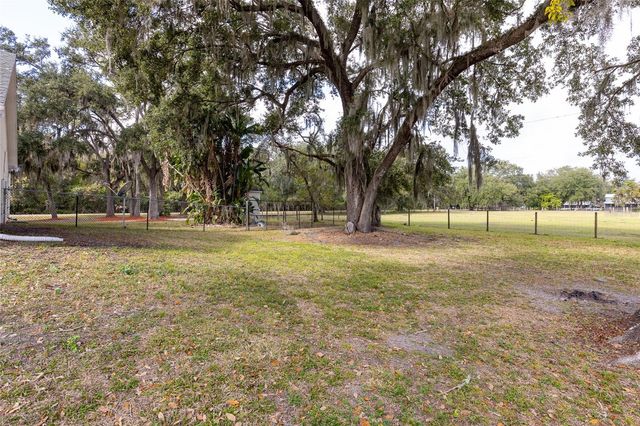 3355 LAKE TOHOPEKALIGA ROAD, St Cloud, FL 34772
