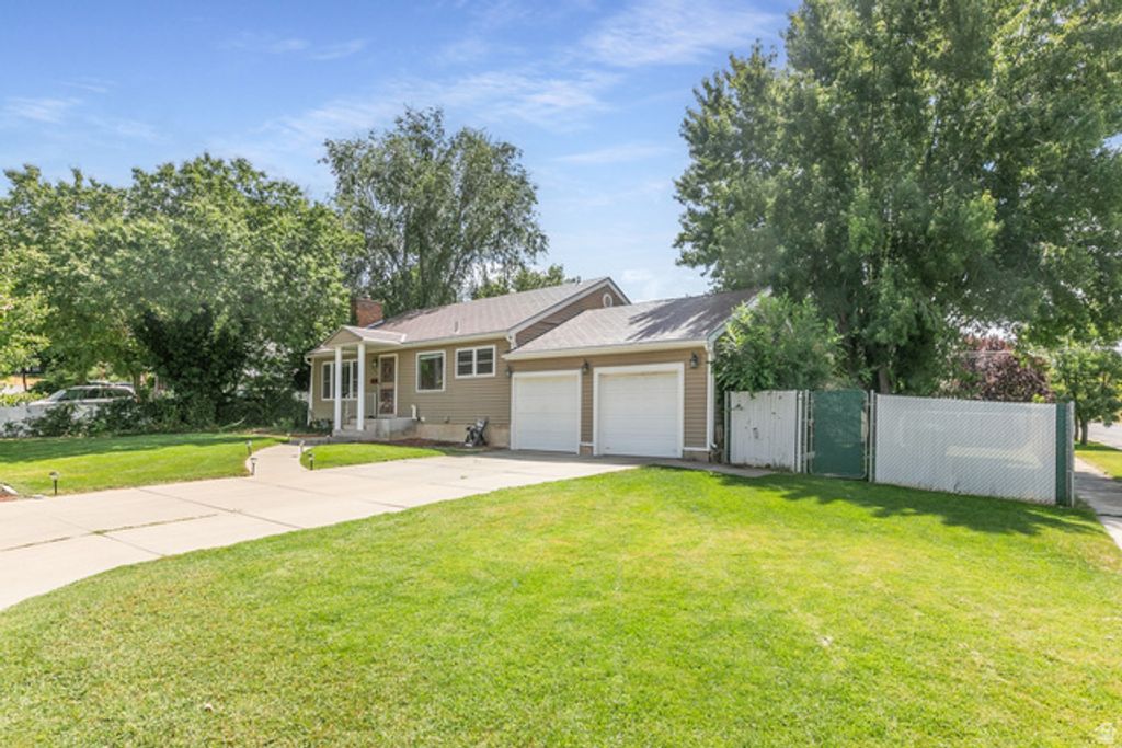 907 MAPLE ST, Ogden, UT 84403 — photo 3