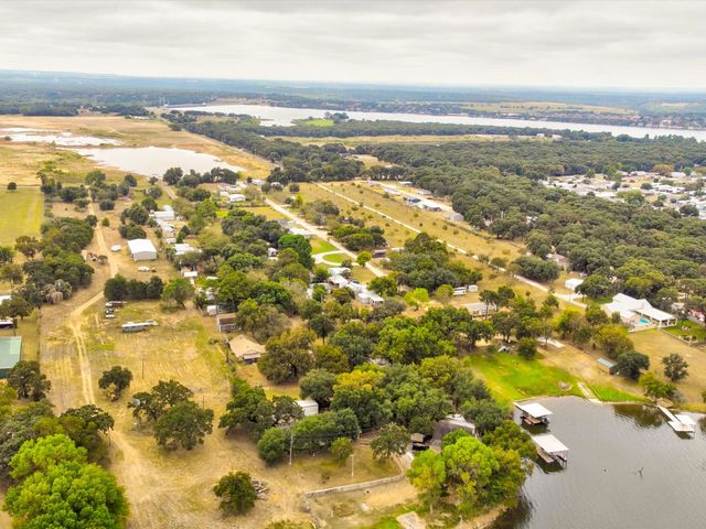 6717 Sunset Cove Court, Granbury, TX 76049