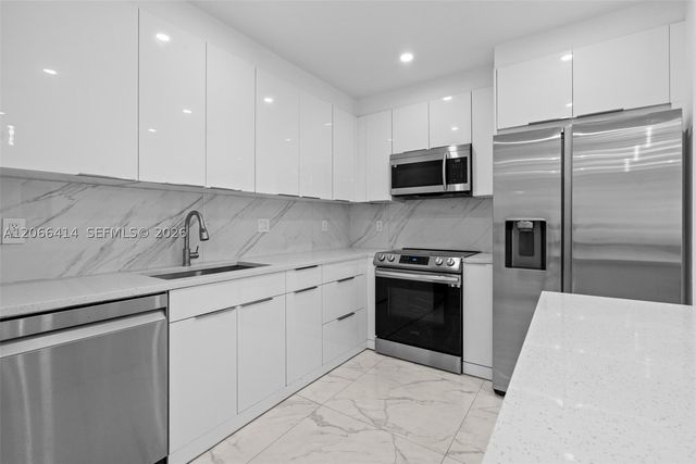 669 NW 15th Ave 0, Boca Raton, FL 33486