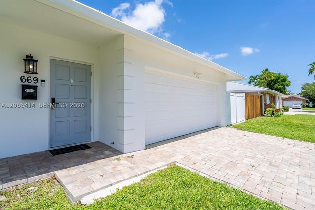 669 NW 15th Ave 0, Boca Raton, FL 33486