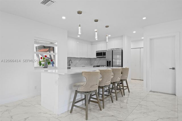 669 NW 15th Ave 0, Boca Raton, FL 33486