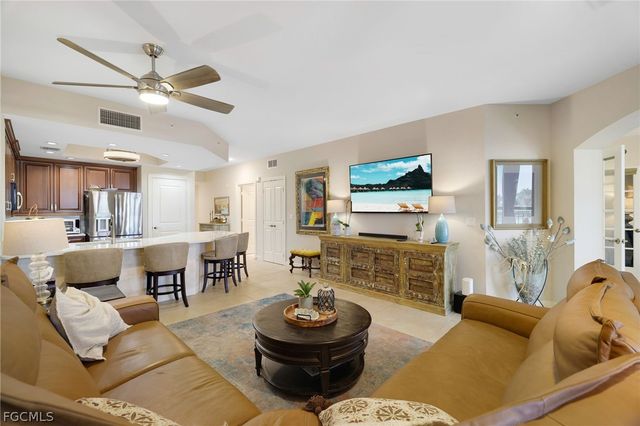 5706 Cape Harbour DR 110, Cape Coral, FL 33914