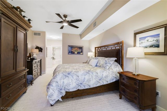 5706 Cape Harbour DR 110, Cape Coral, FL 33914