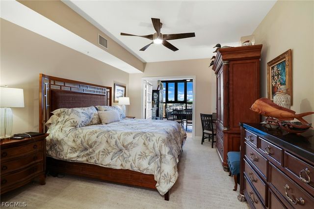 5706 Cape Harbour DR 110, Cape Coral, FL 33914