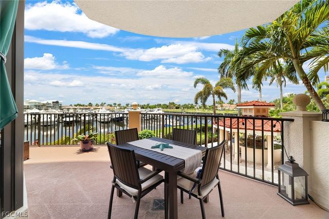 5706 Cape Harbour DR 110, Cape Coral, FL 33914