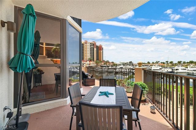 5706 Cape Harbour DR 110, Cape Coral, FL 33914