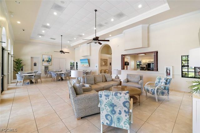 5706 Cape Harbour DR 110, Cape Coral, FL 33914