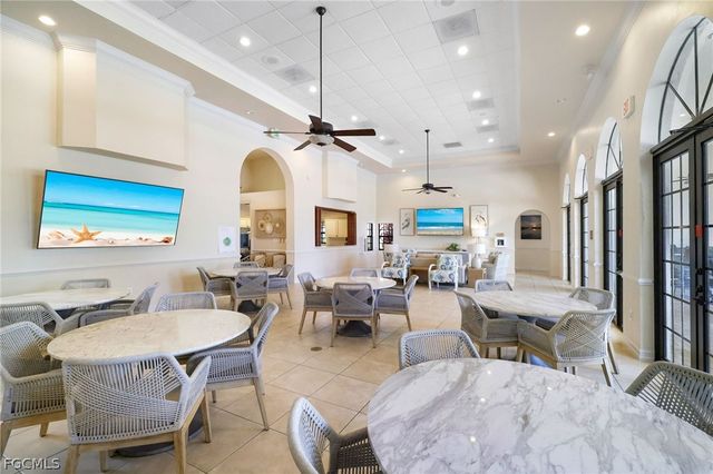 5706 Cape Harbour DR 110, Cape Coral, FL 33914