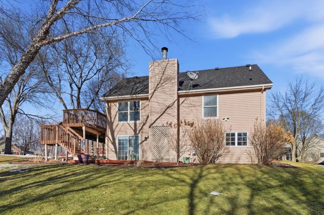 185 Cascade Court, Chanhassen, MN 55317