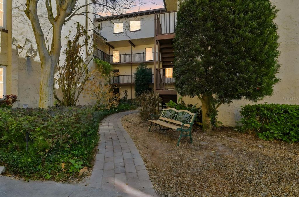 2025 SYLVESTER COURT N308, Lakeland, FL 33803