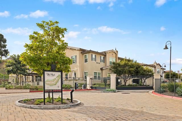 1108 Delpy View, Vista, CA 92084