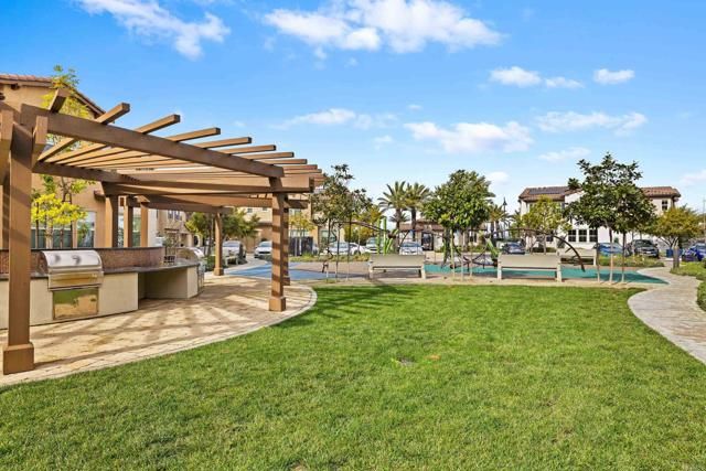 1108 Delpy View, Vista, CA 92084