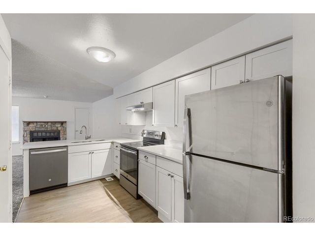 922 S Dearborn Way 5, Aurora, CO 80012